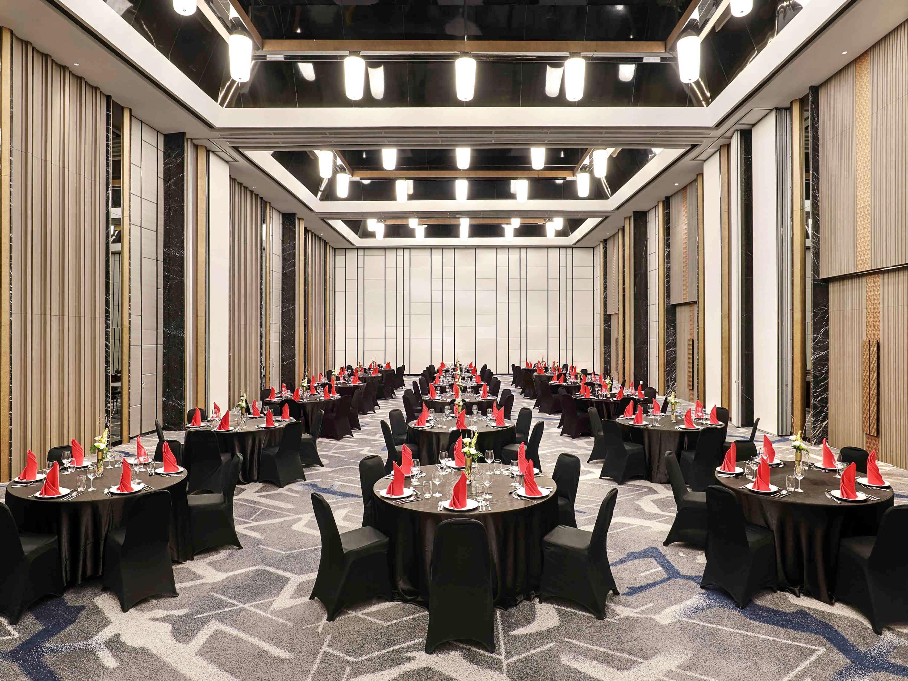 होटल Novotel Malioboro 4*